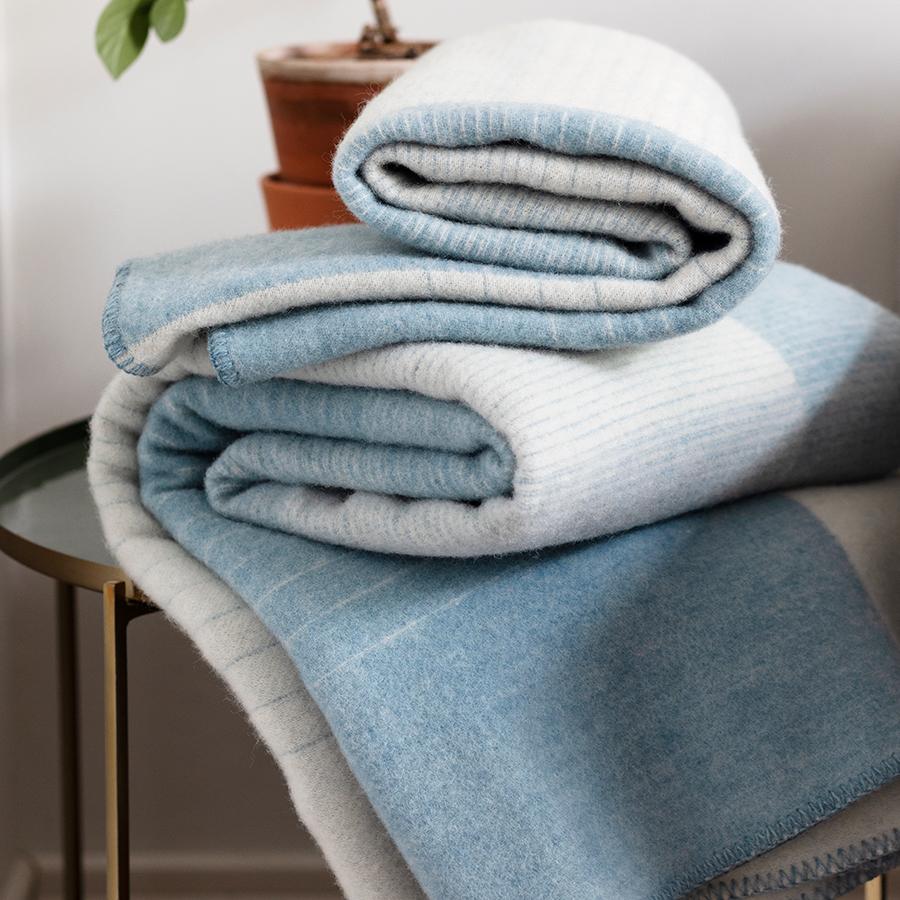 LAPUAN KANKURIT | KAAMOS blanket 100 x 150cm white-woad