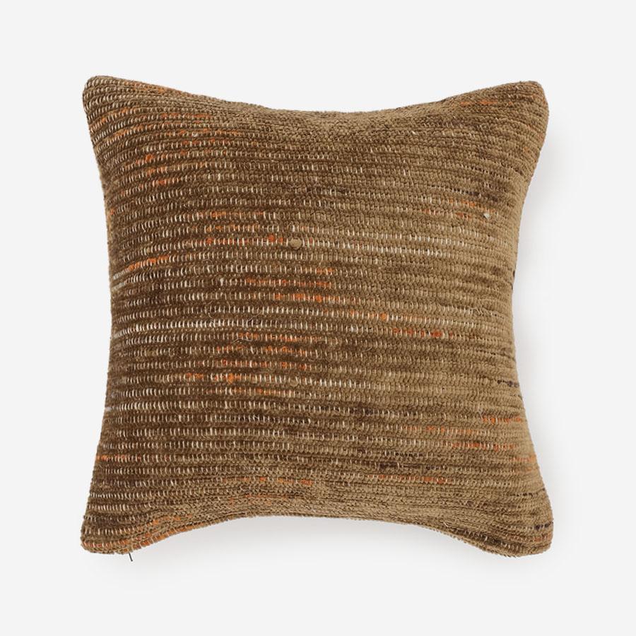 ブラウンレザー刺繍クッションカバー 3年ぶりの再販】ヴィンテージ風 ダークブラウン 合皮レザー