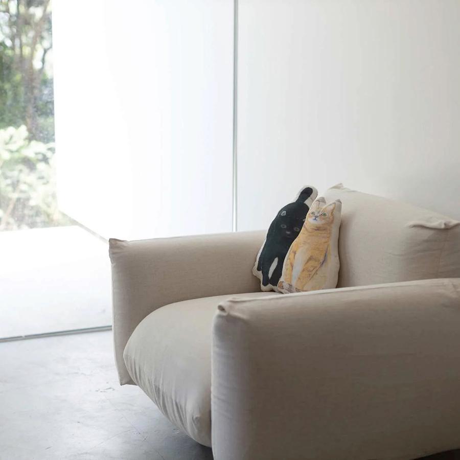 Orne de Feuilles｜オルネコ ado ネコクッション walking black cat