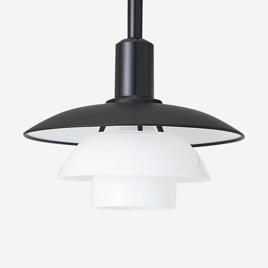 Louis Poulsen | PH 3/3 ペンダントランプ METAL BLACK / OPAL GLASS
