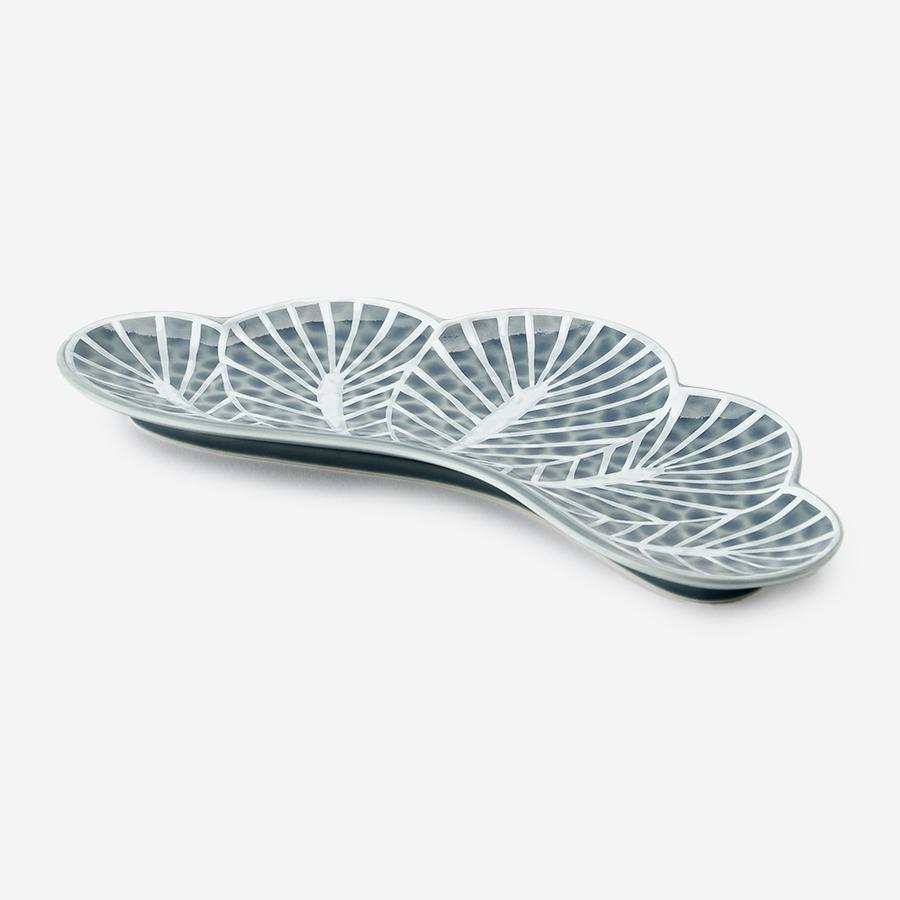 前菜皿 松葉型 錦青鈍釉銀｜【公式】ACTUS online｜家具・インテリア