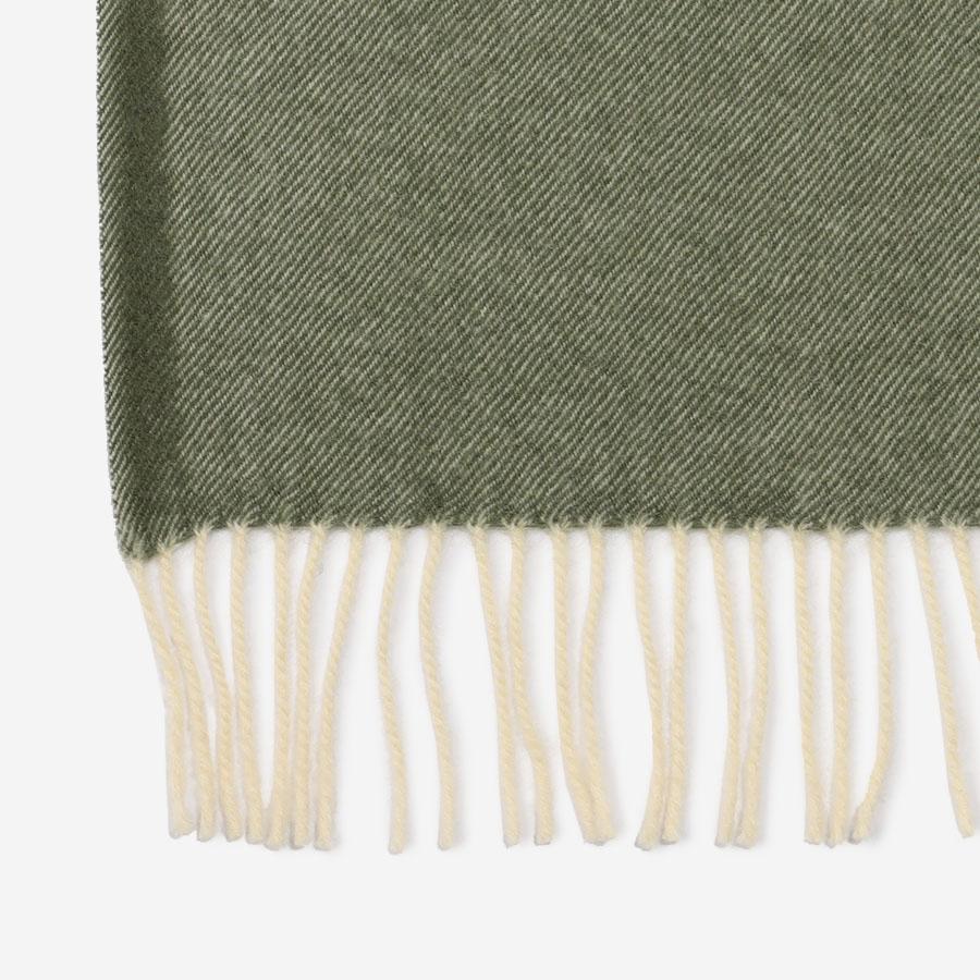 Silkeborg Uldspinderi | Stilleben The Sweater ブランケット