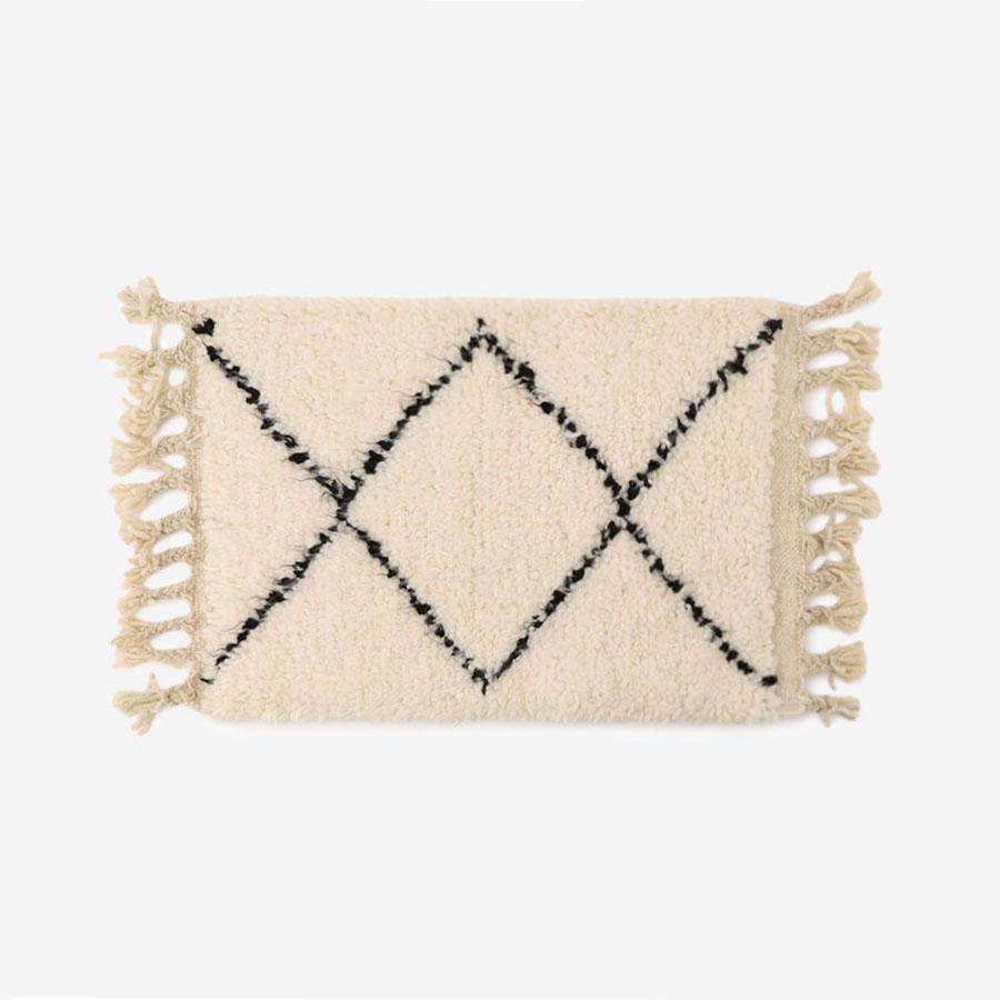 専用SLOW HOUSE(アクタス)購入 美品ベニワレン ラグ ベニワレンラグ ダイヤ 60cm x 40cm ブラック｜【公式】ACTUS online