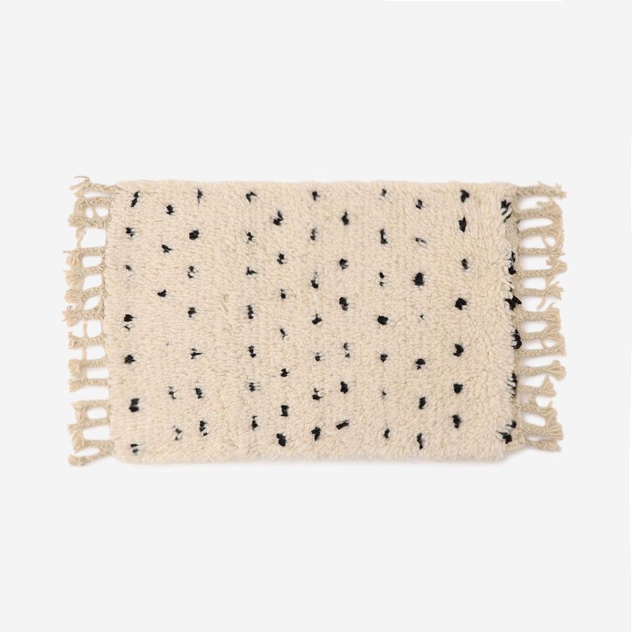 ベニワレンラグ ドット 60cm x 40cm オフホワイト｜【公式】ACTUS