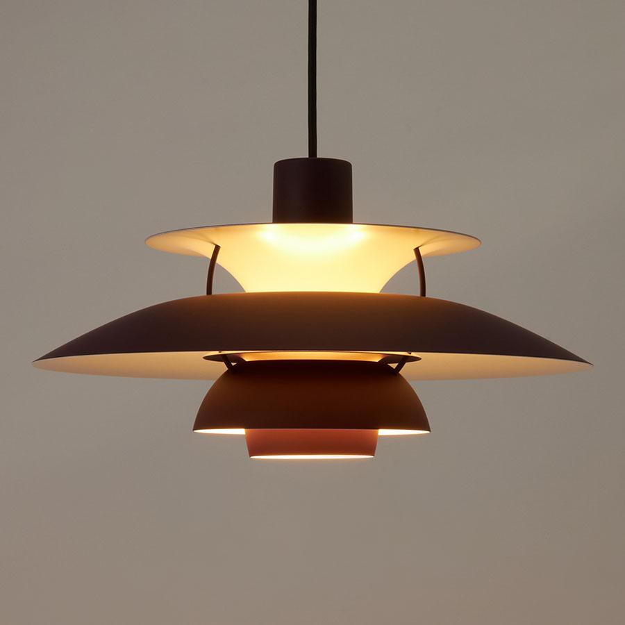 Louis Poulsen | PH 5 ペンダントランプ MONOCHROME BURGUNDY｜【公式