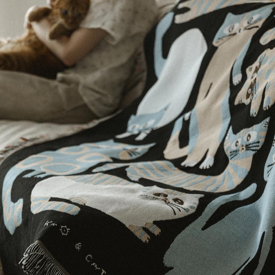 &CAT | Multi Blanket “nekomoyou” 坪井香保里 90cm x 130cm