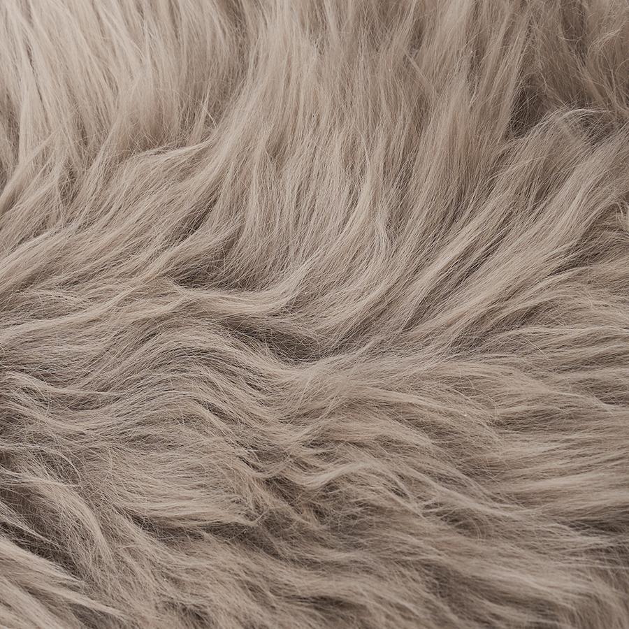 Skinnwille | GENTLY シープスキン ラグ 60 x 100cm Taupe｜【公式