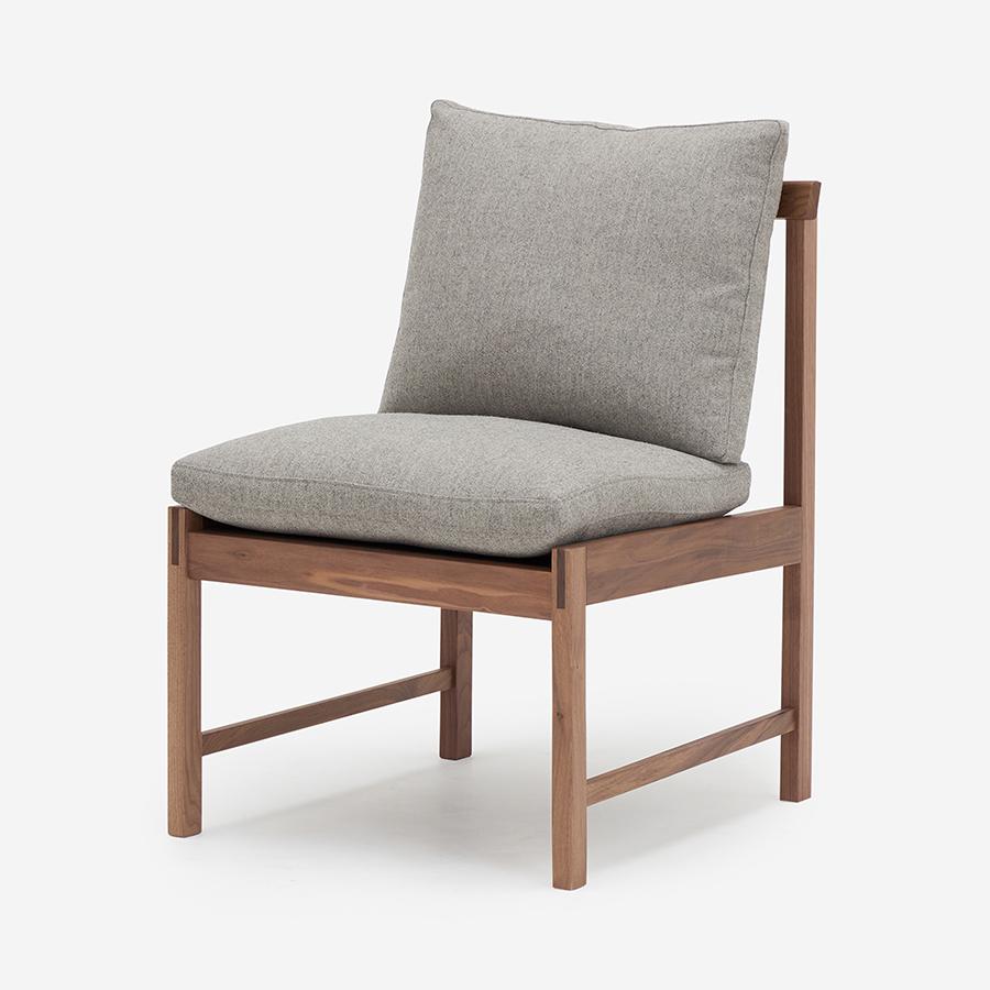 ACTUS デザイナーズチェア　own-s アクタス　ダイニング　ウォールナッ① OWN-S DINING CHAIR(WOOD LEG)（オウンS ダイニングチェア
