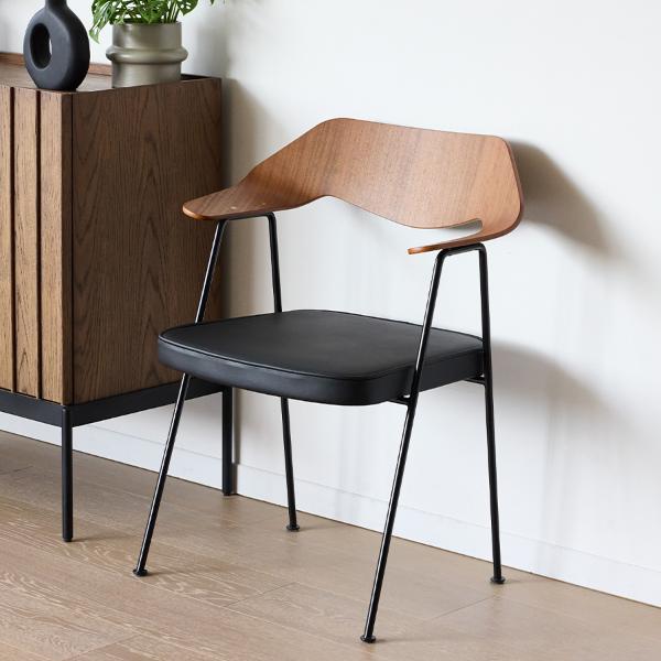 Case Furniture | 675チェア