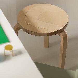 アルテック　マリメッコ　スツール60 90周年　限定　セイレーニ　セイレーン 期間限定] Artek ＋ Marimekko | スツール 60 SEIREENI｜【公式】ACTUS