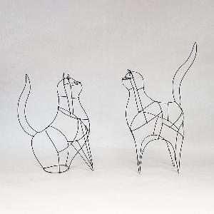 ずり落ちている猫のワイヤーアート◎クスッと癒しのインテリア空間に ずり落ちている猫のワイヤーアート◎癒しのインテリア空間に - Y