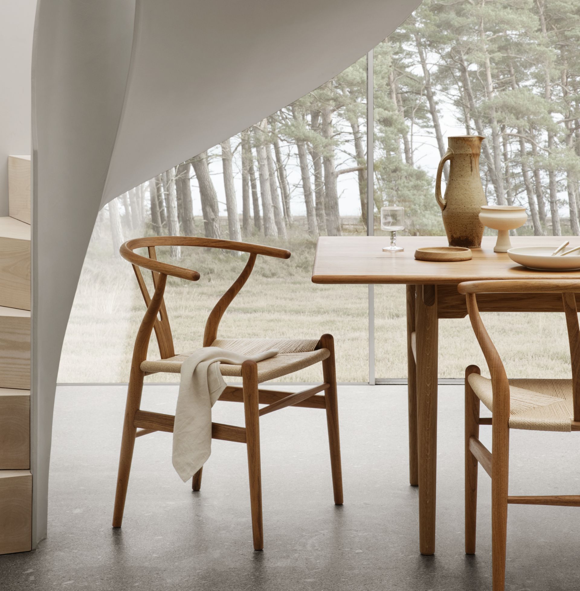 アクタスのウォールナットのオシャレなダイニングベンチ(1脚分) アクタスのウォールナットのオシャレなダイニングベンチ(1脚分